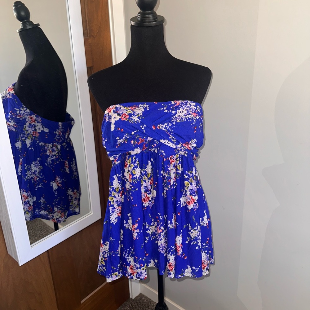 Torrid Blue Floral Strapless Top